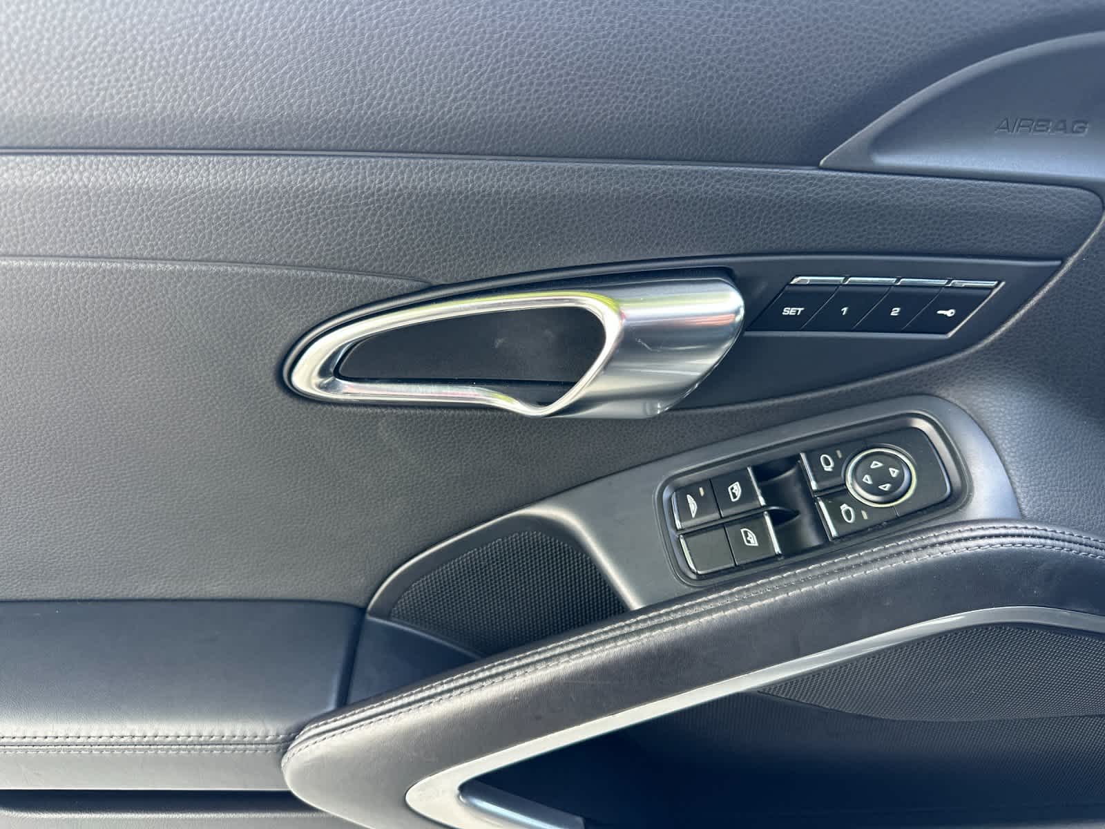 Thumbnail: 2015 Porsche 911 - 12