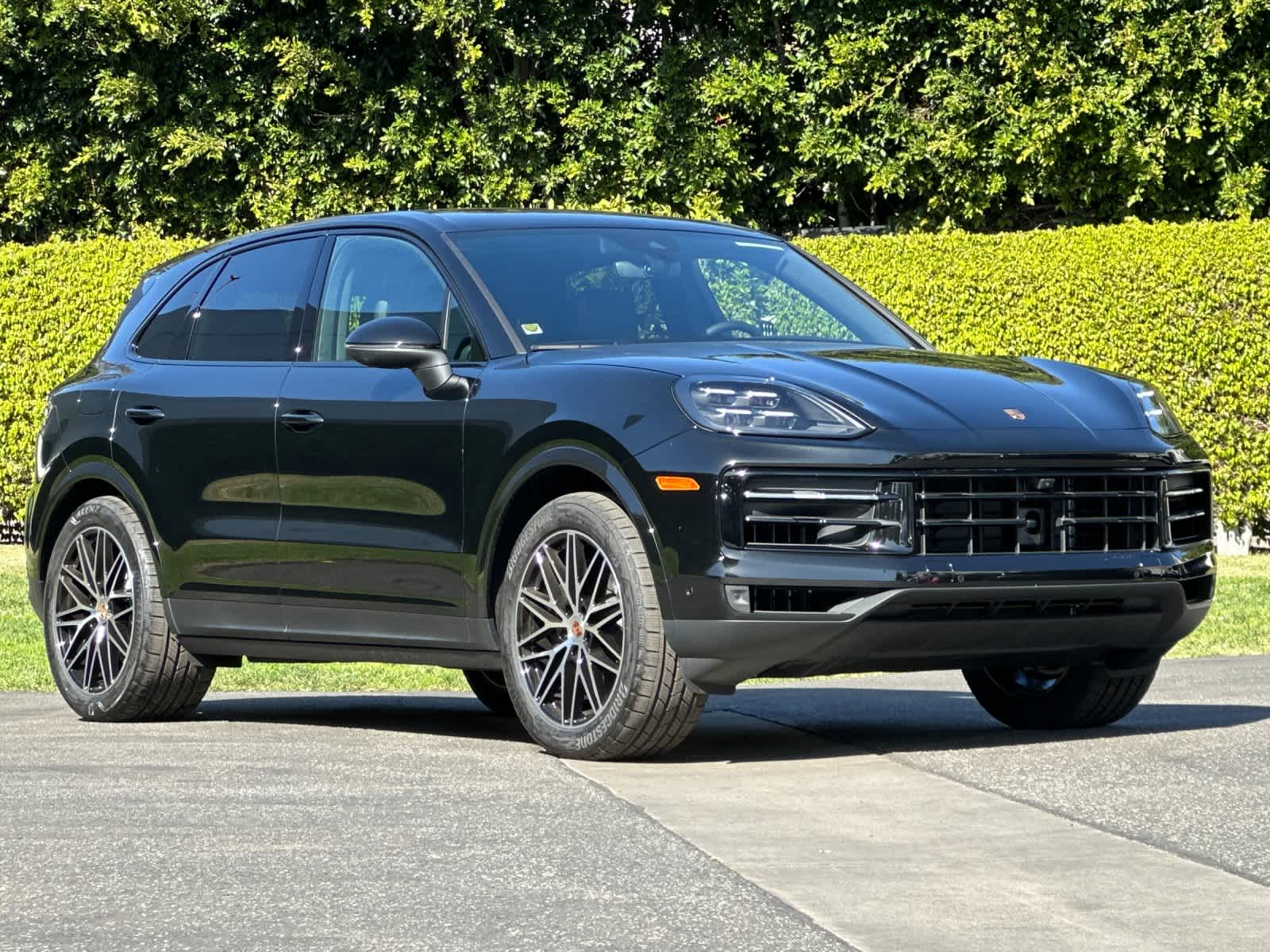Thumbnail: 2026 Porsche Cayenne - 10