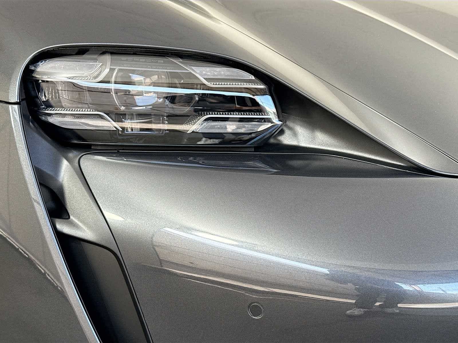 Thumbnail: 2020 Porsche Taycan - 27