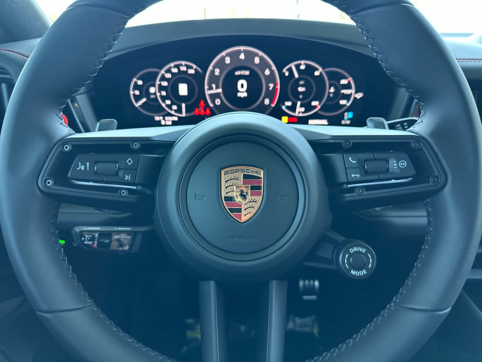 Thumbnail: 2026 Porsche Cayenne - 27