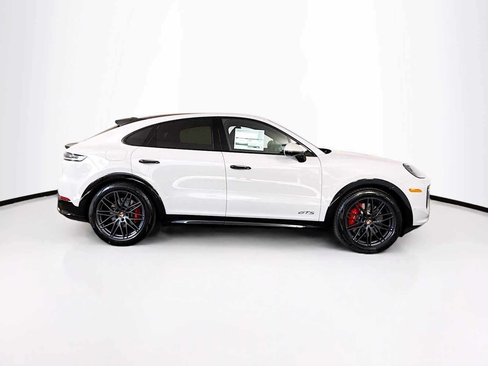 Thumbnail: 2026 Porsche Cayenne - 8