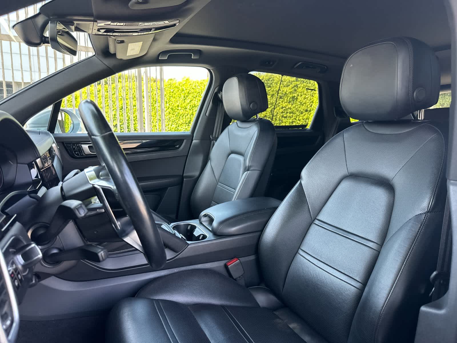Thumbnail: 2019 Porsche Cayenne - 5