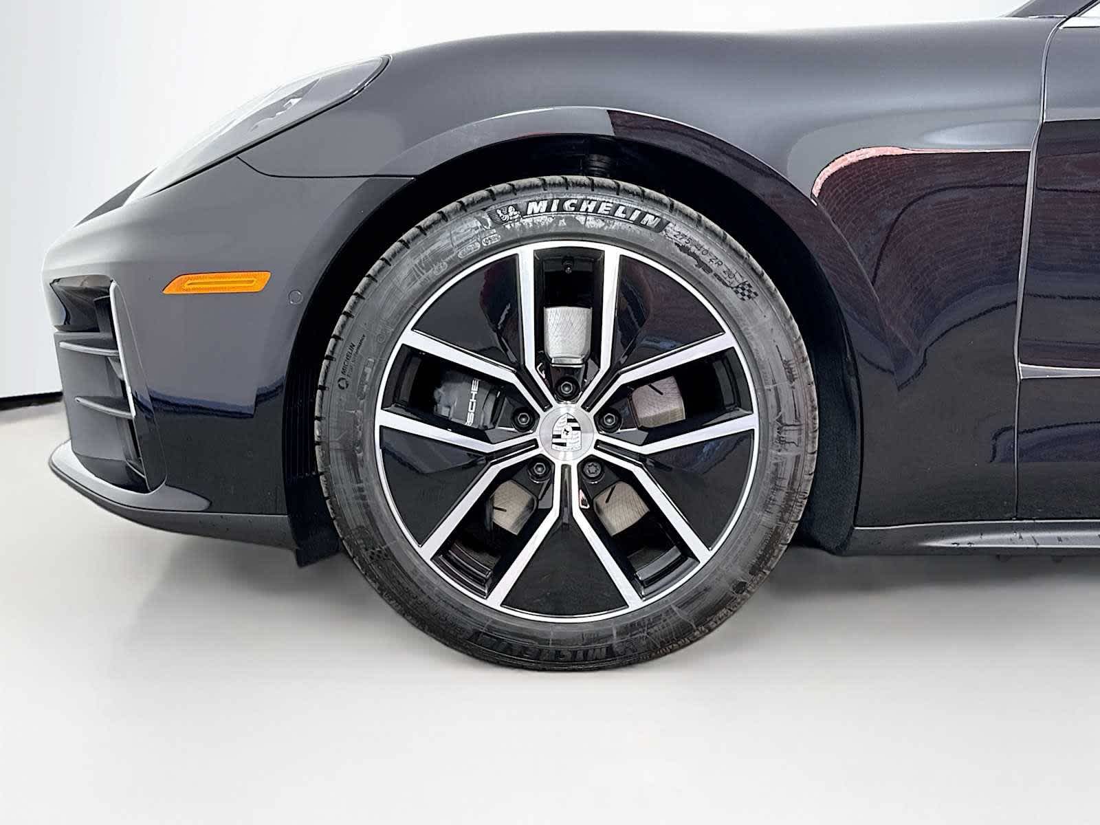 Thumbnail: 2025 Porsche Panamera - 24