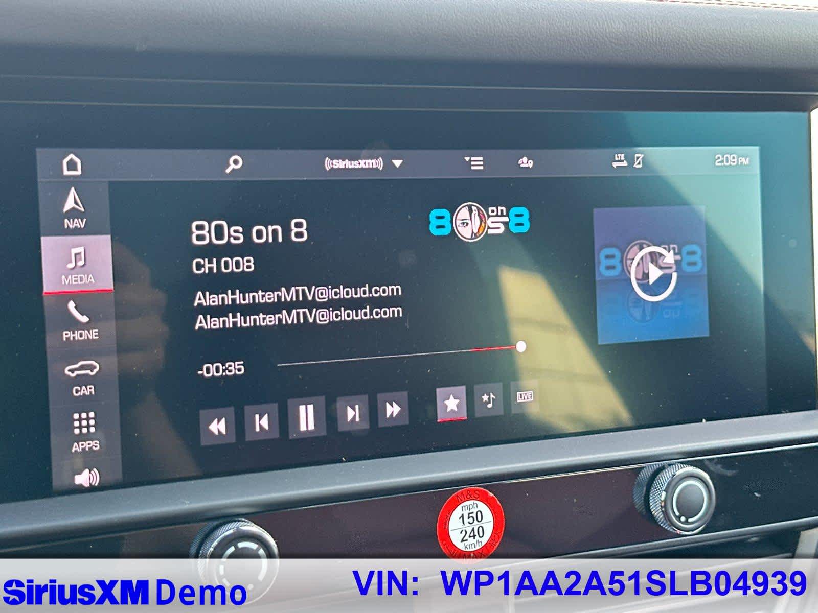 Thumbnail: 2025 Porsche Macan - 33