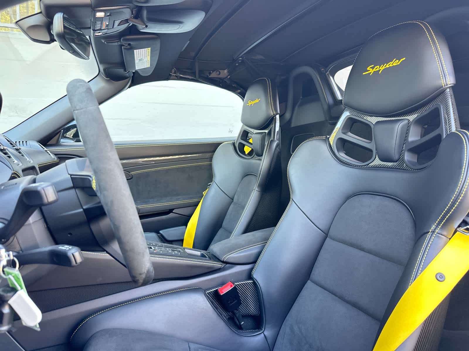 Thumbnail: 2022 Porsche  - 5