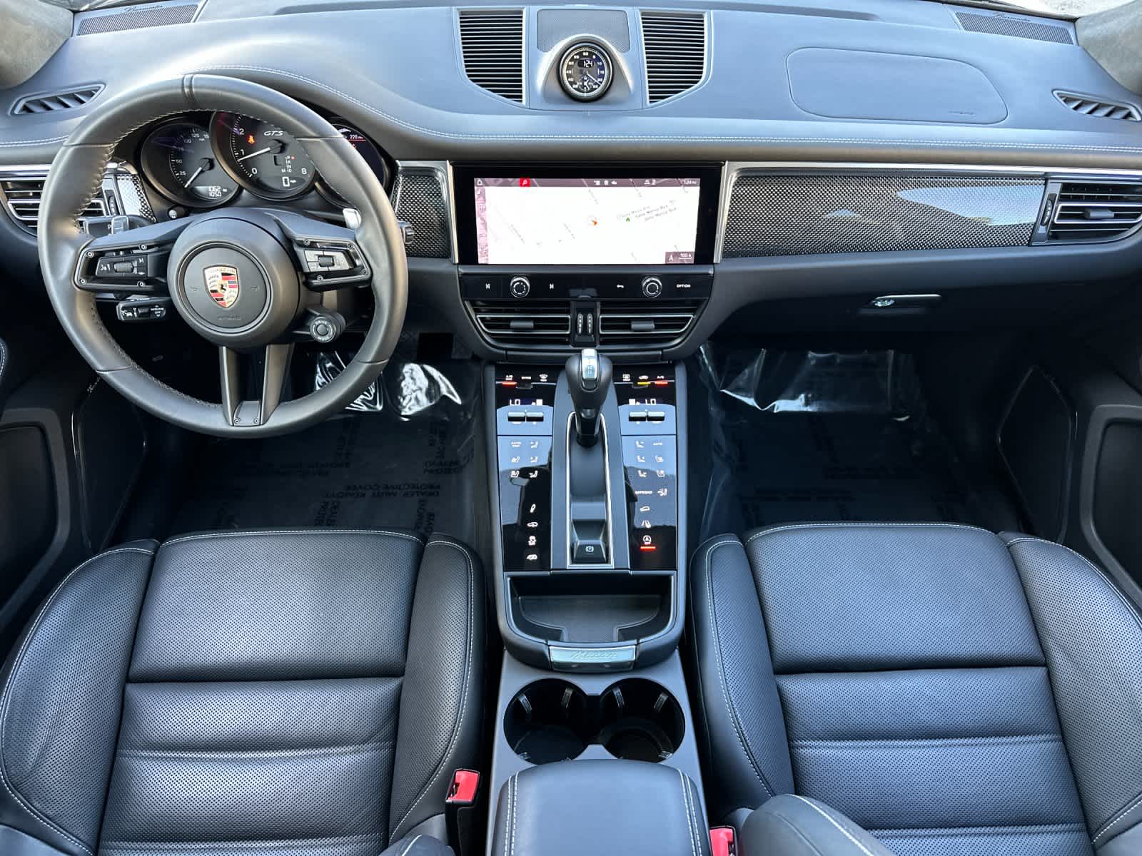 Thumbnail: 2025 Porsche Macan - 6