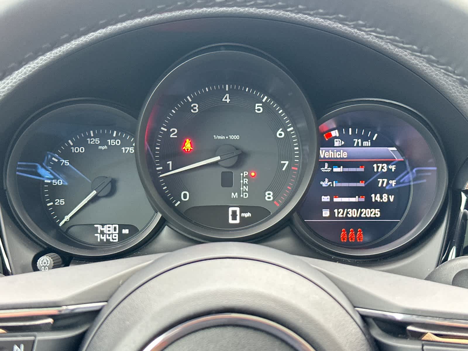 Thumbnail: 2025 Porsche Macan - 28