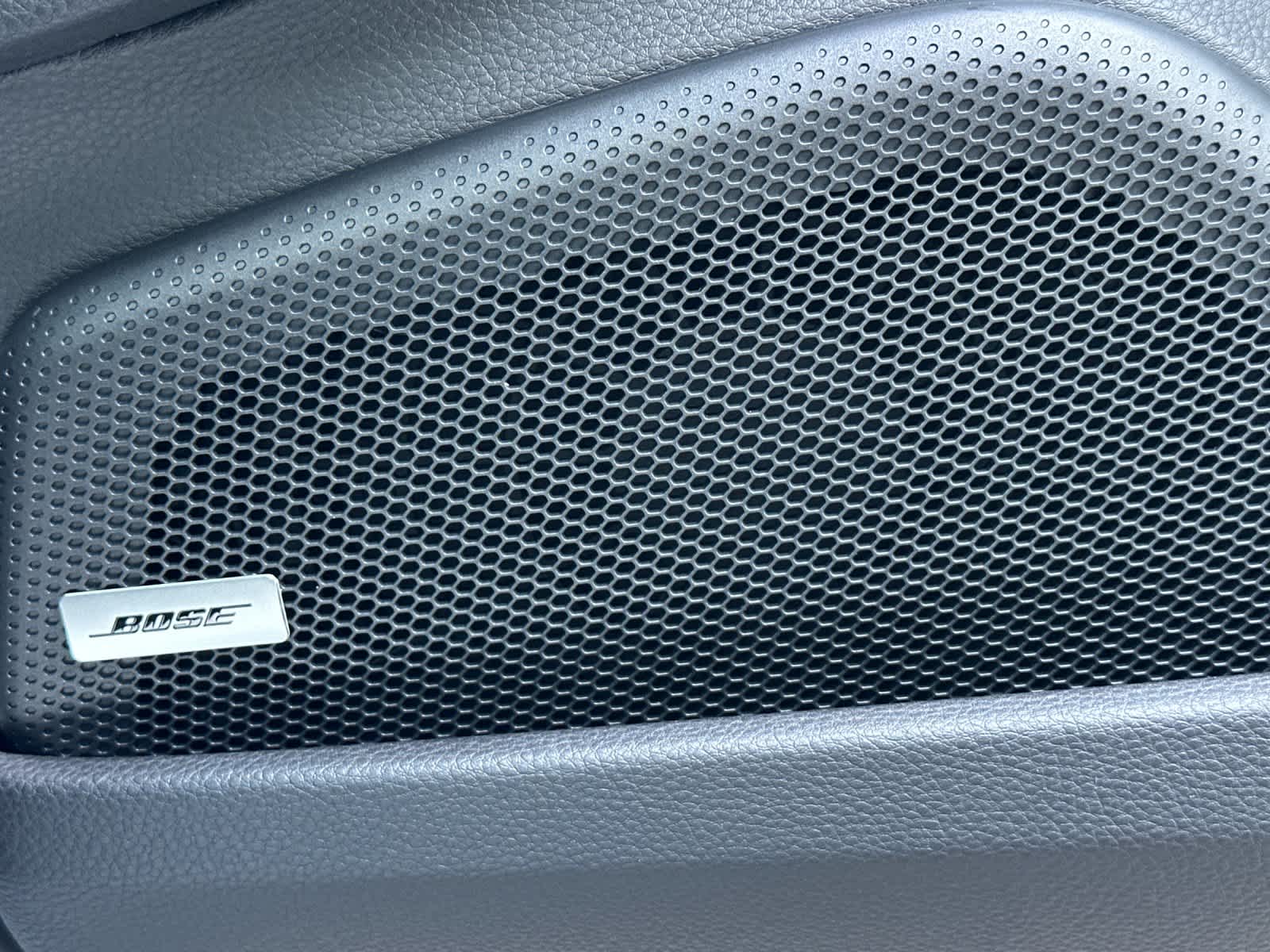 Thumbnail: 2026 Porsche Panamera - 20