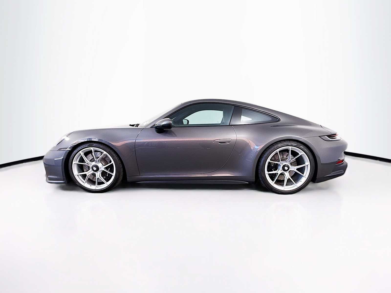 Thumbnail: 2023 Porsche 911 - 2