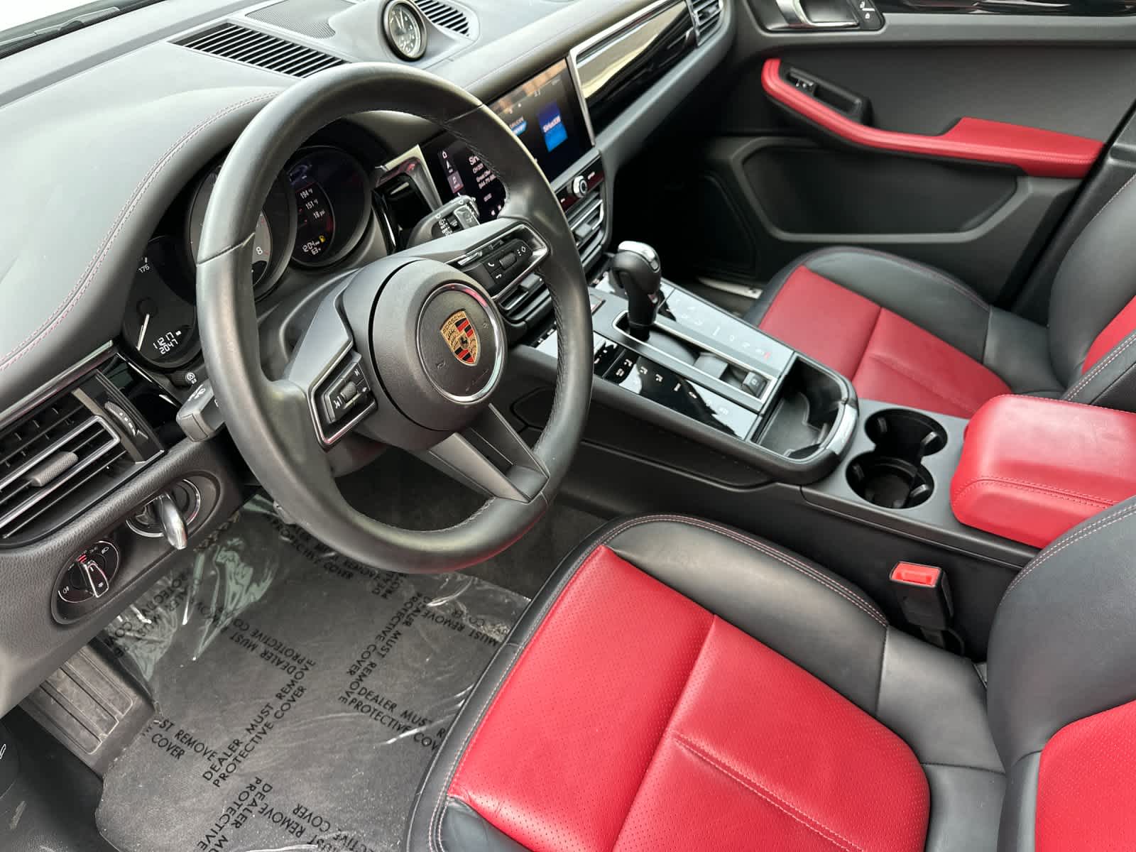 Thumbnail: 2025 Porsche Macan - 4