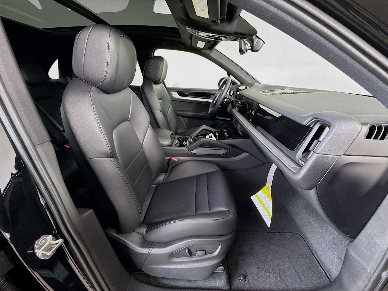 Thumbnail: 2026 Porsche Cayenne - 21