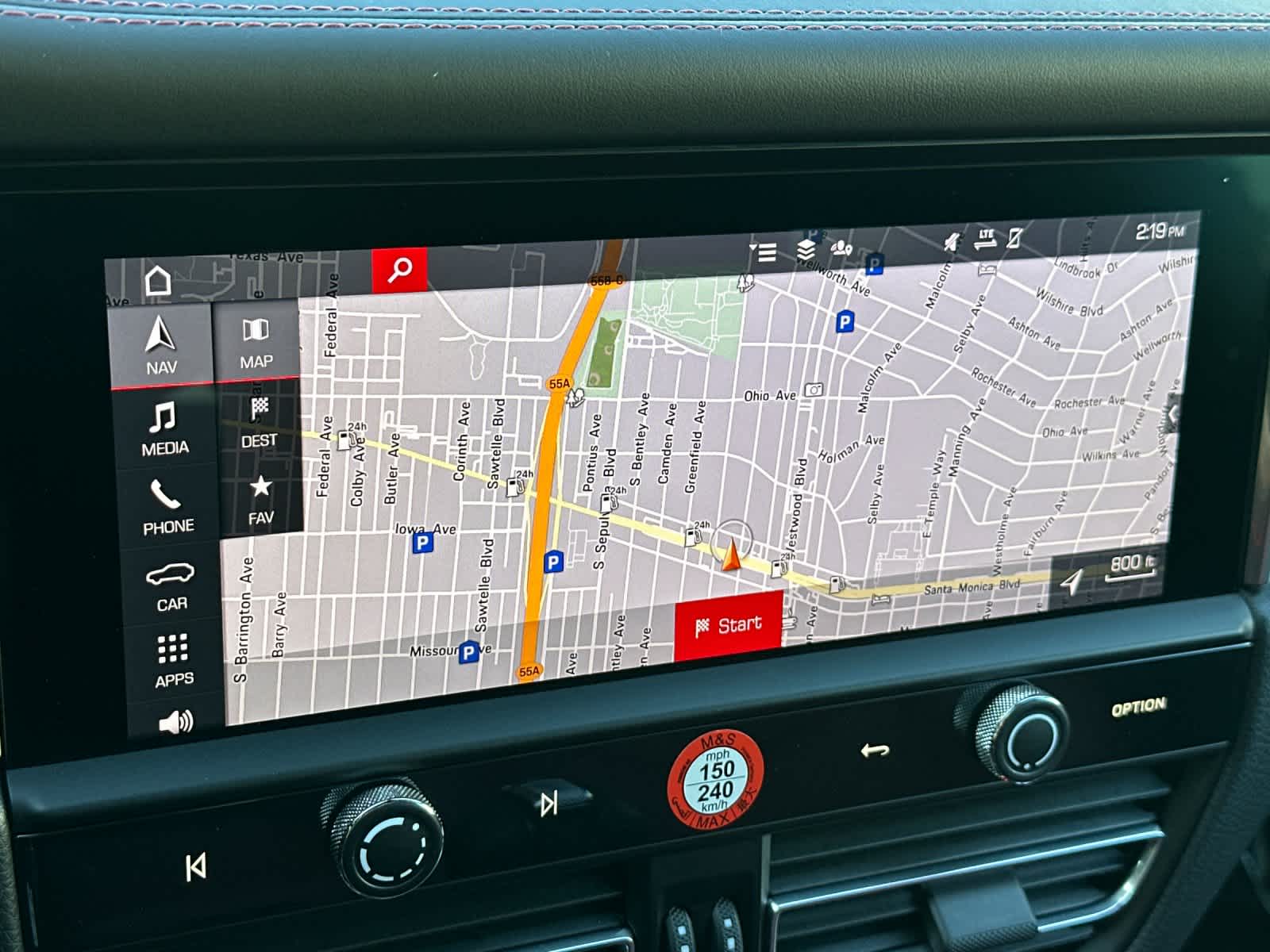 Thumbnail: 2025 Porsche Macan - 22