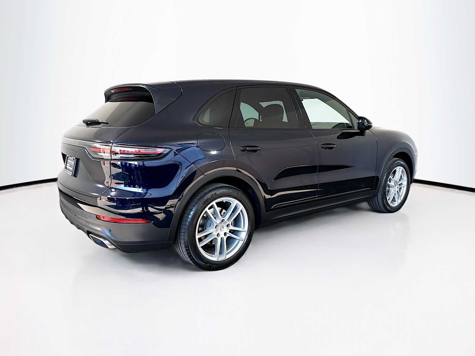 Thumbnail: 2020 Porsche Cayenne - 9