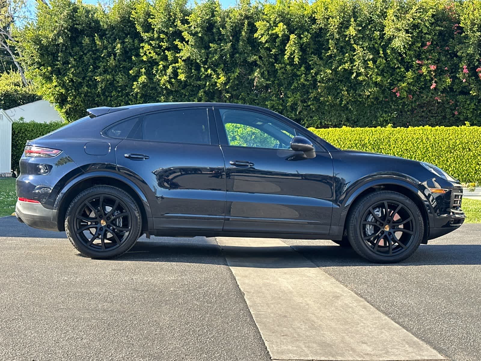 Thumbnail: 2023 Porsche Cayenne - 9