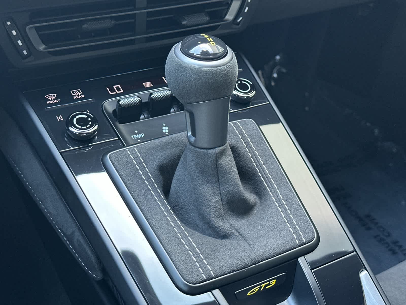 Thumbnail: 2022 Porsche 911 - 20