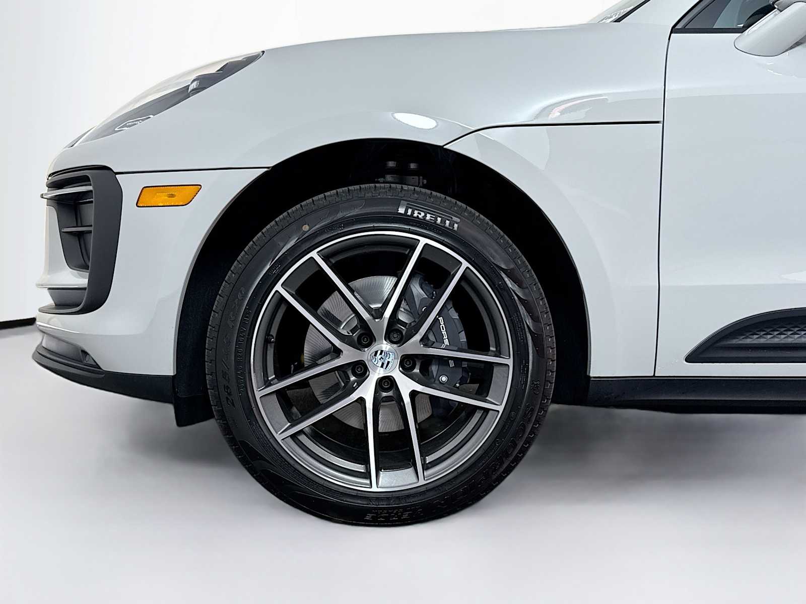 Thumbnail: 2026 Porsche Macan - 24