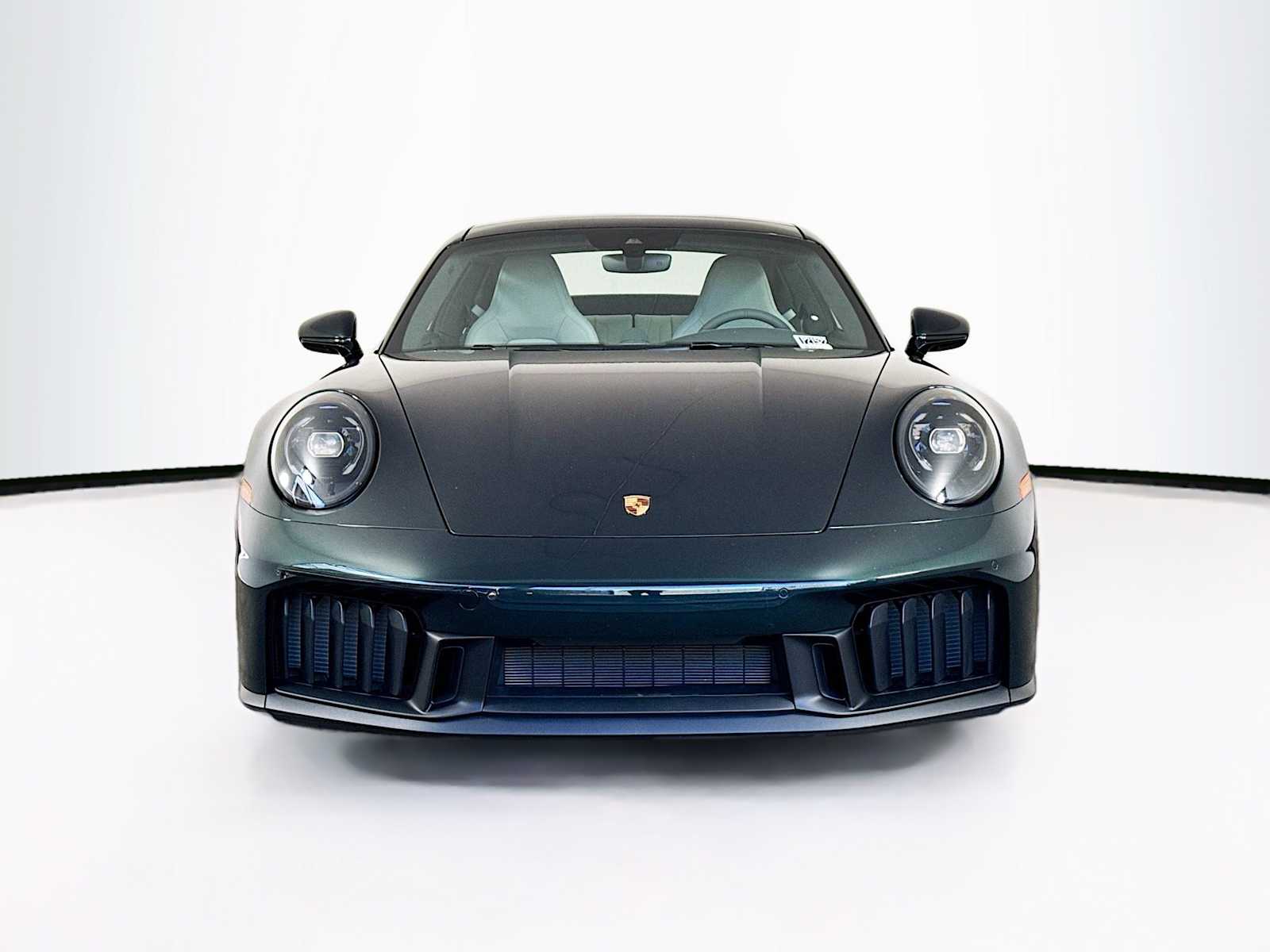 Thumbnail: 2026 Porsche 911 - 6