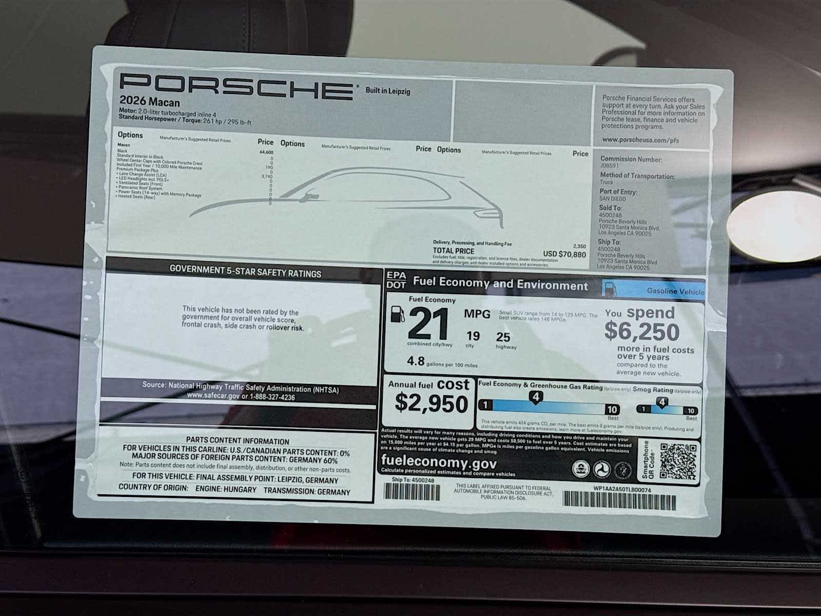 Thumbnail: 2026 Porsche Macan - 26