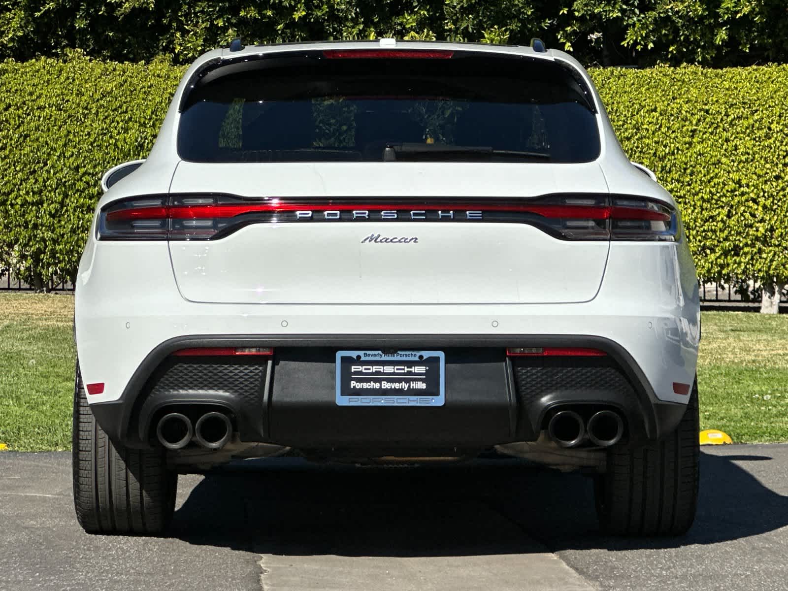 Thumbnail: 2025 Porsche Macan - 7