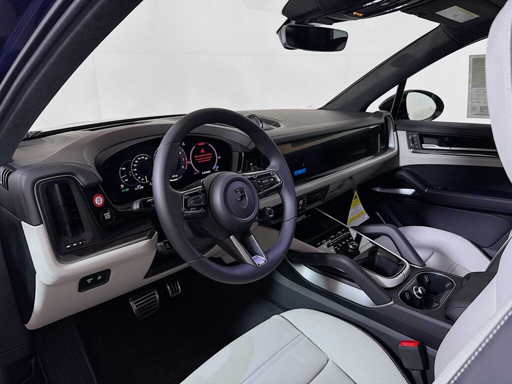 New 2025 Porsche Cayenne Turbo E-Hybrid SUV