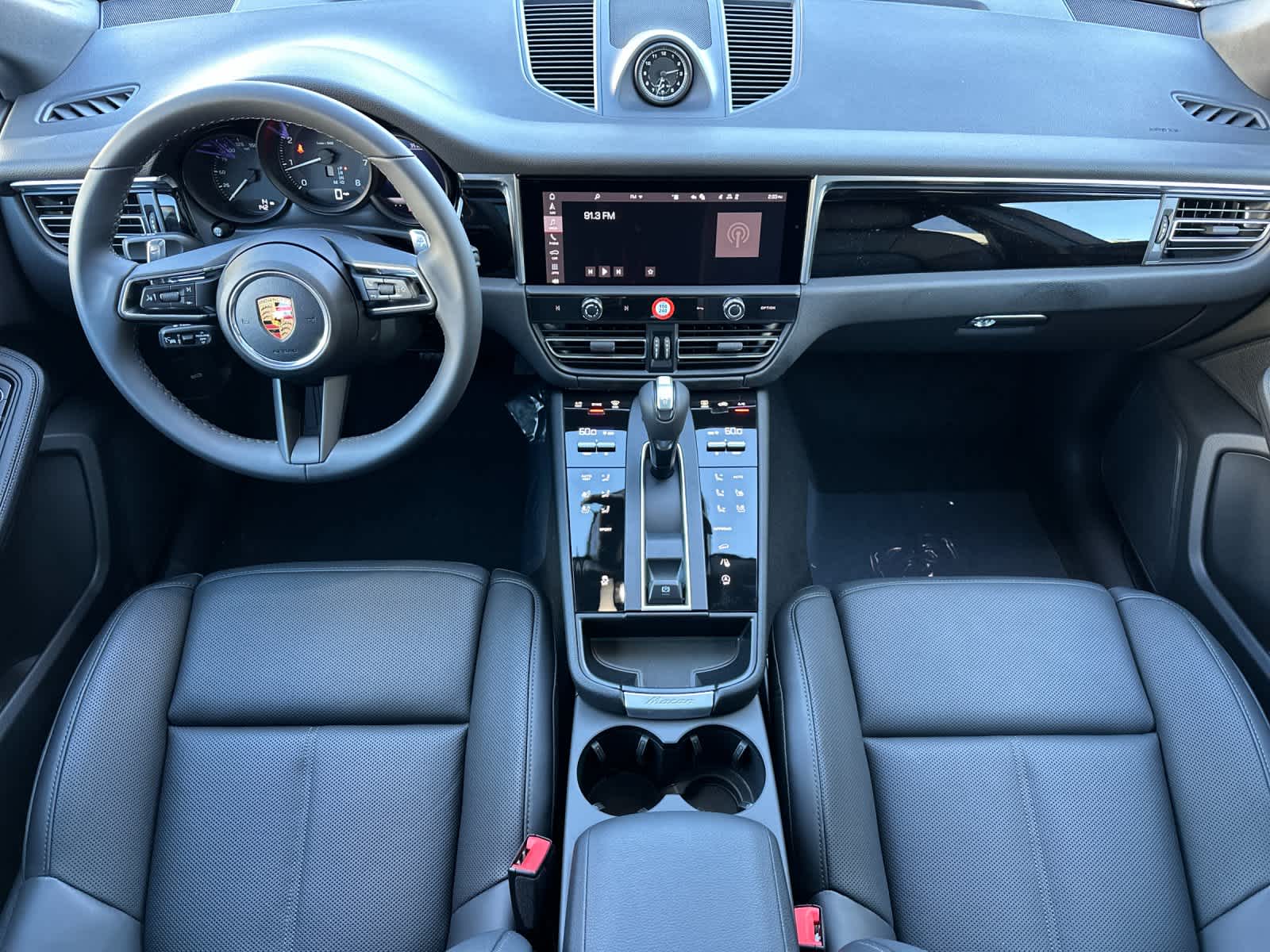 Thumbnail: 2026 Porsche Macan - 6