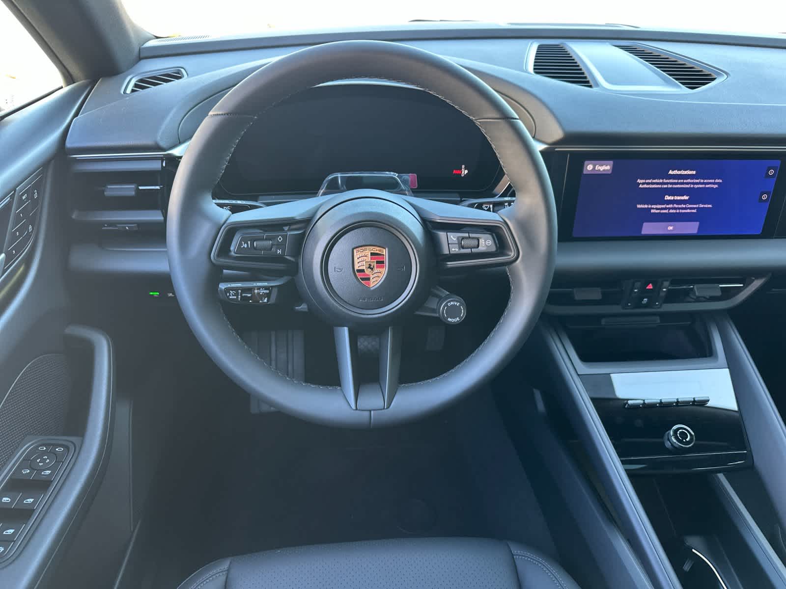 Thumbnail: 2026 Porsche Macan - 15