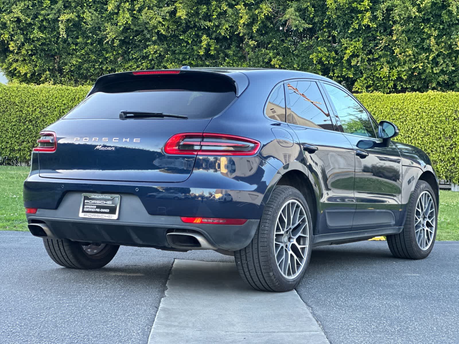 Thumbnail: 2018 Porsche Macan - 8