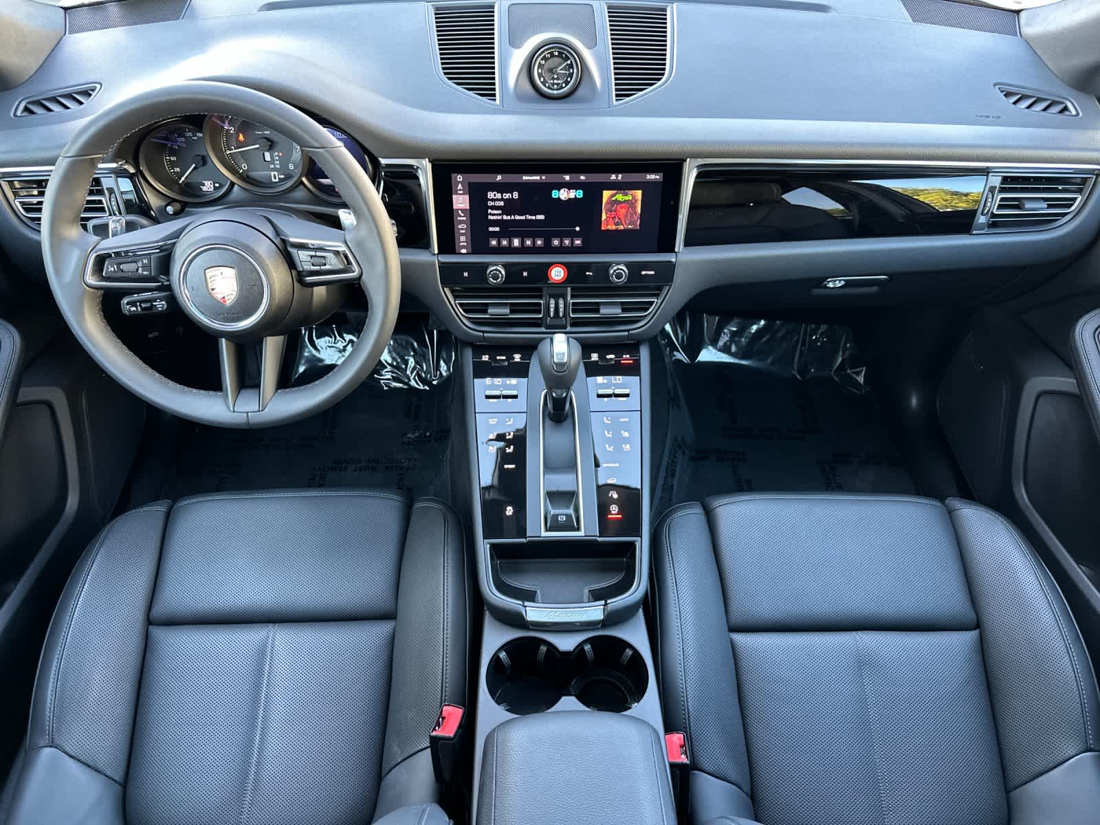 Thumbnail: 2025 Porsche Macan - 6