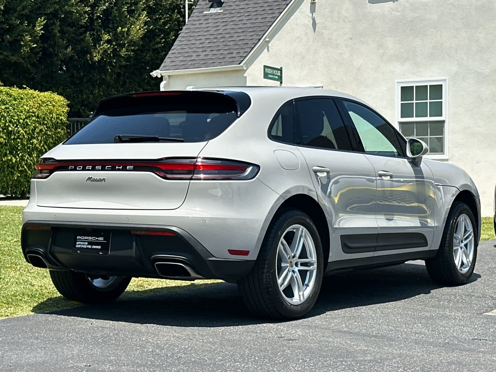 Thumbnail: 2024 Porsche Macan - 8