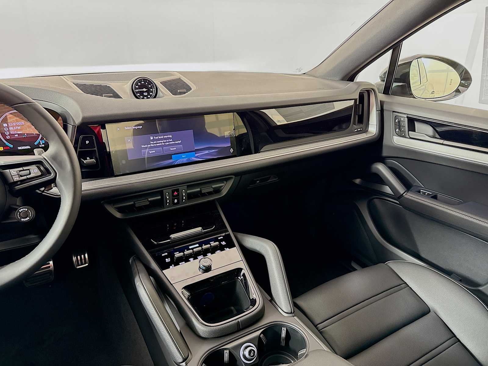 Thumbnail: 2026 Porsche Cayenne - 19