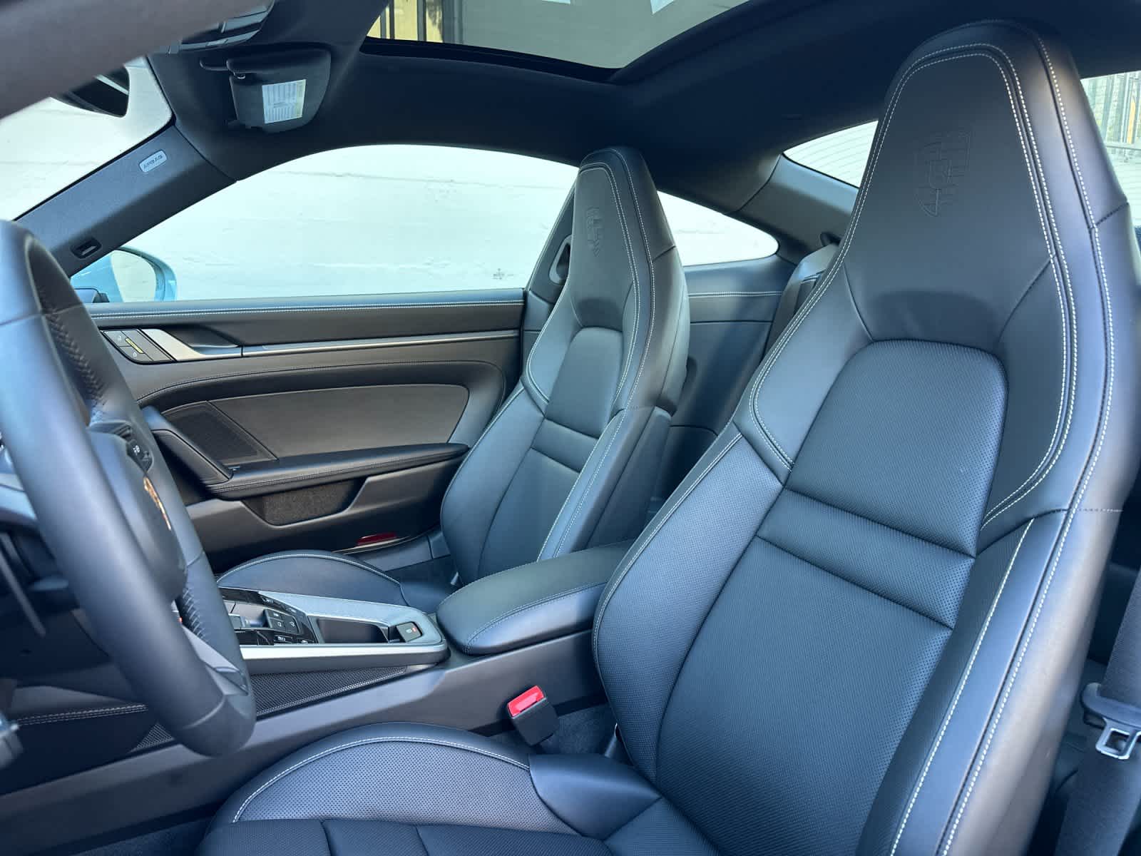 Thumbnail: 2025 Porsche 911 - 5