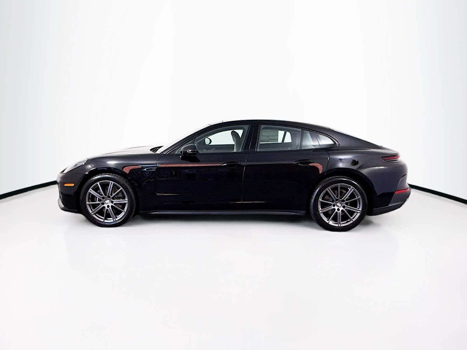 Thumbnail: 2025 Porsche Panamera - 2