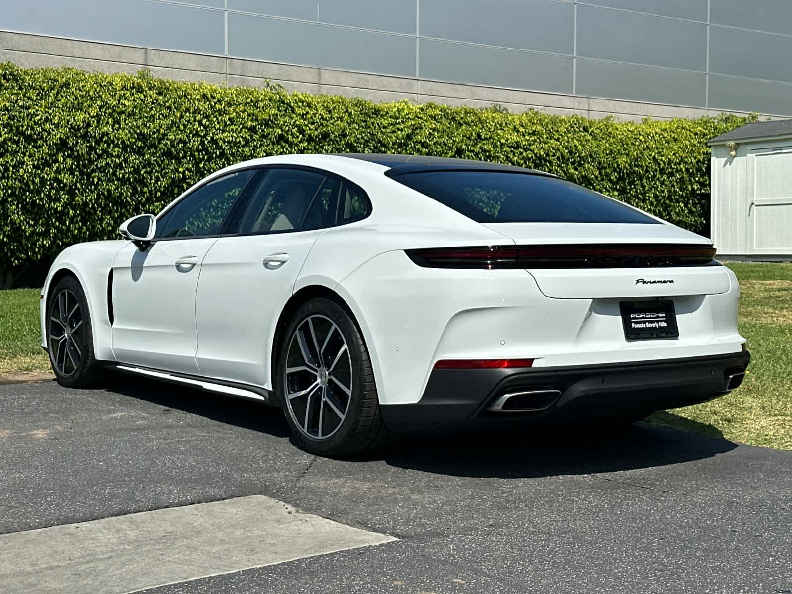 Thumbnail: 2026 Porsche Panamera - 3