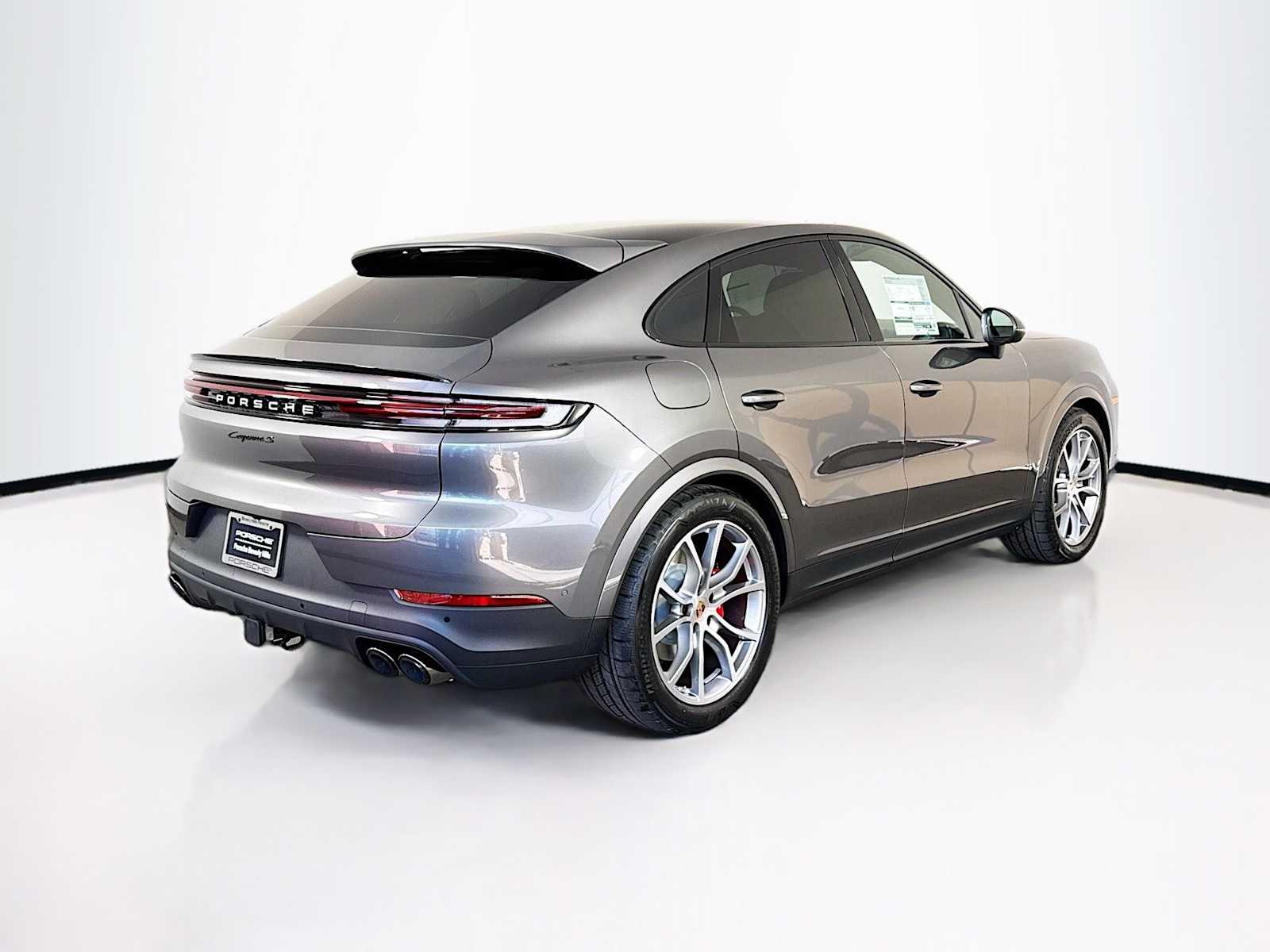 Thumbnail: 2025 Porsche Cayenne - 9