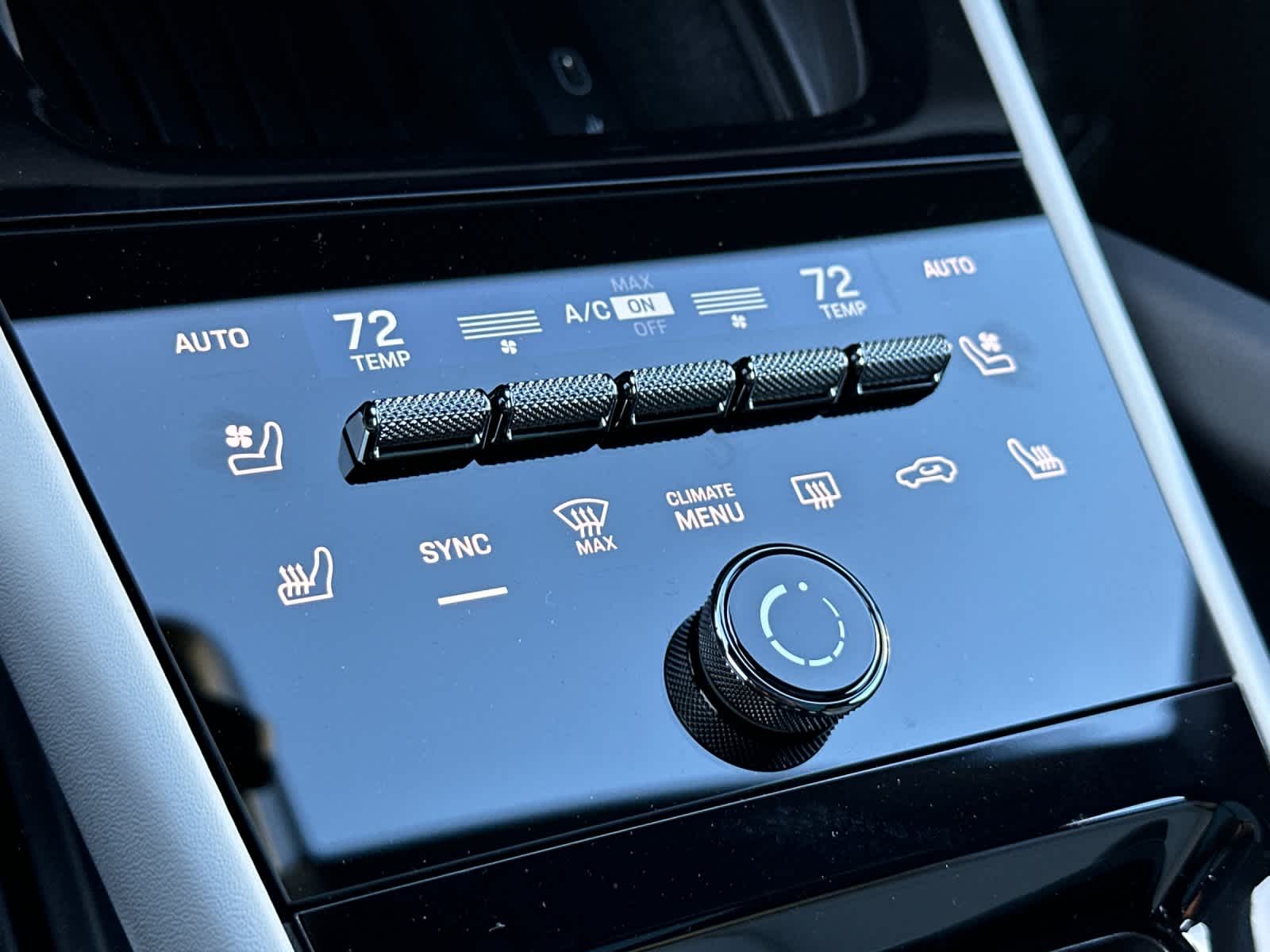 Thumbnail: 2026 Porsche Cayenne - 24