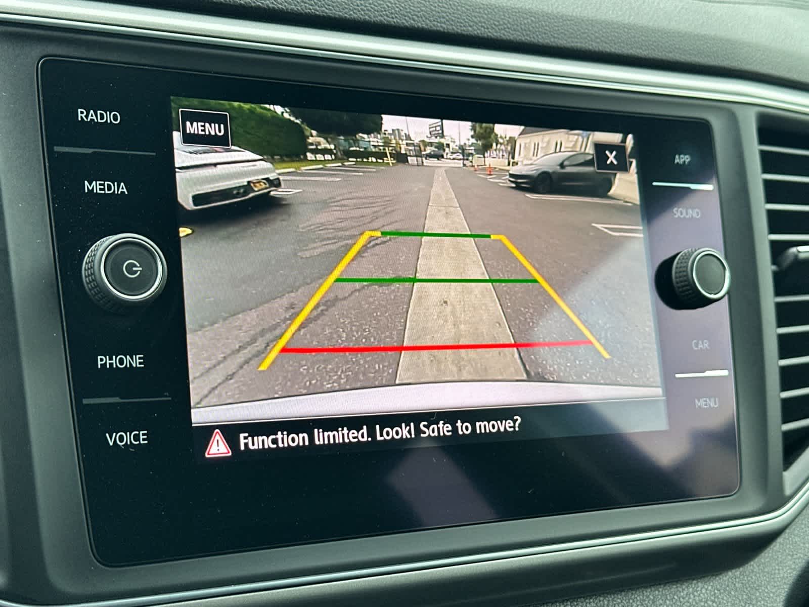 Thumbnail: 2019 Volkswagen Atlas - 21