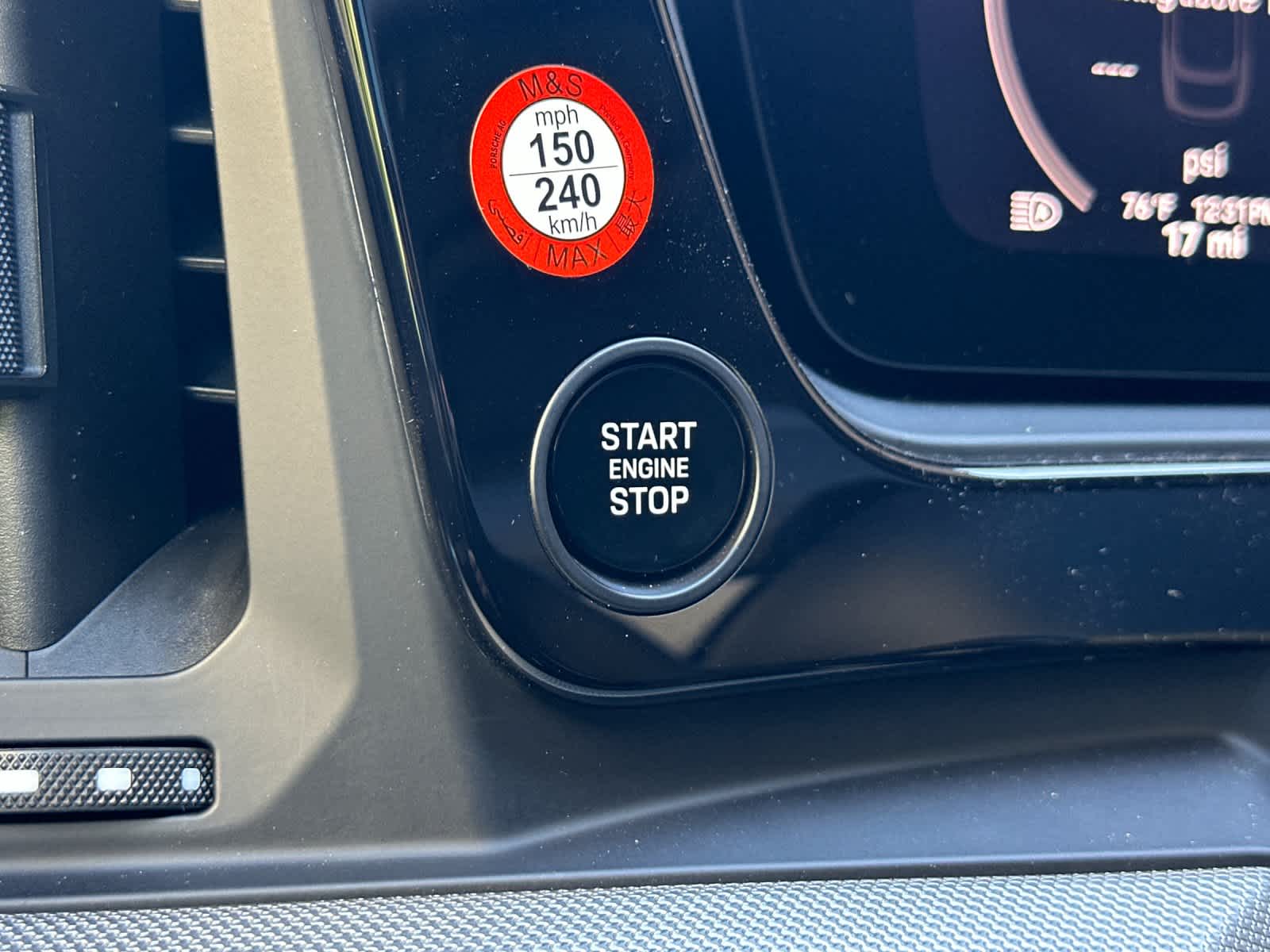 Thumbnail: 2026 Porsche Cayenne - 26