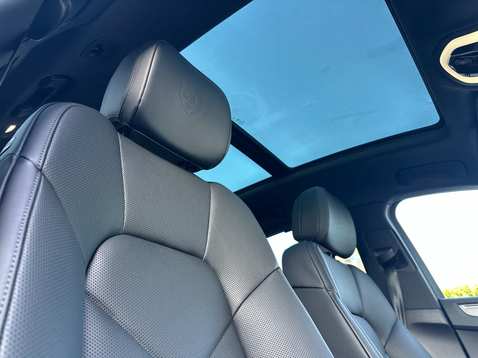 Thumbnail: 2026 Porsche Macan - 18