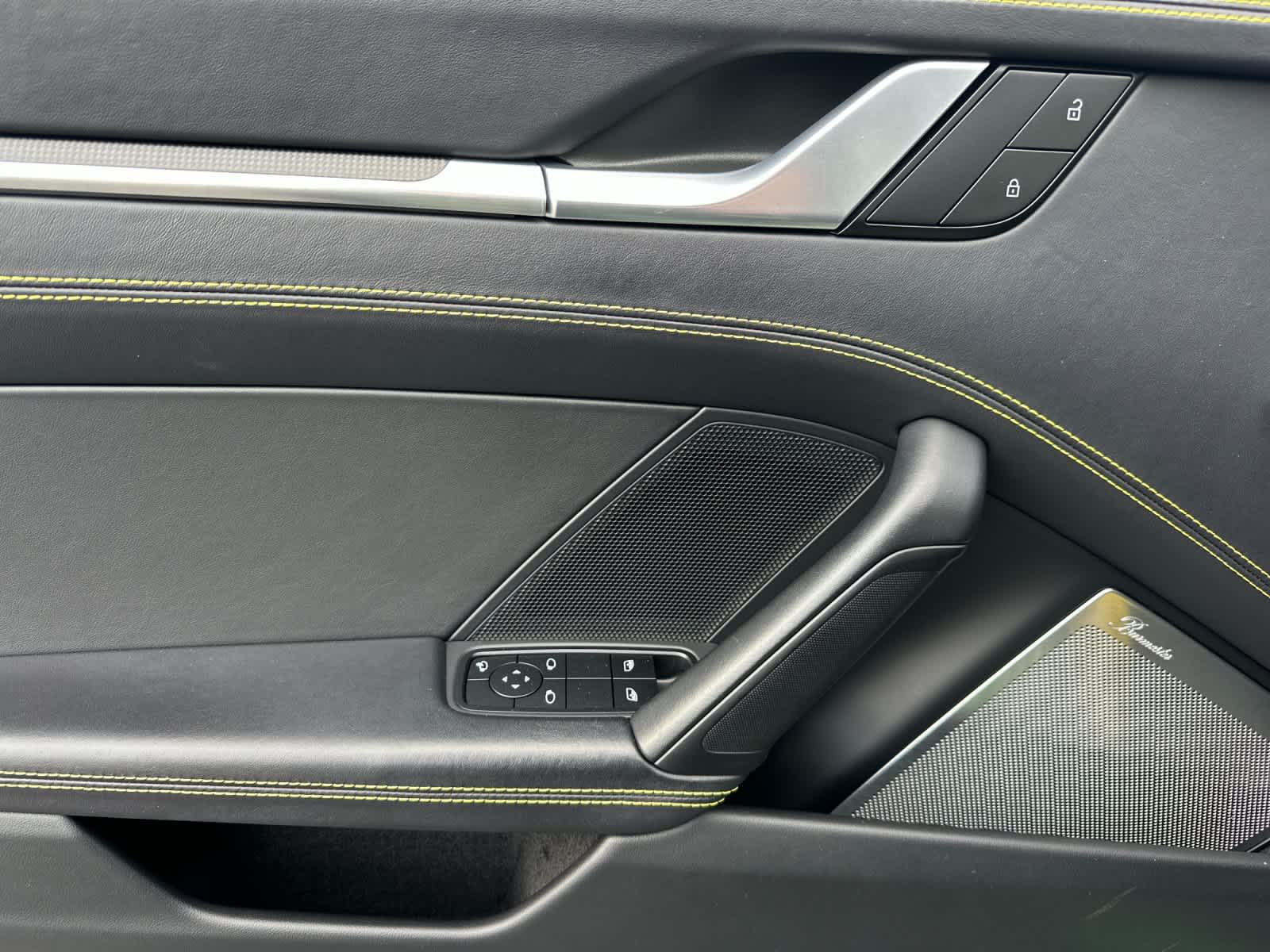 Thumbnail: 2022 Porsche 911 - 11