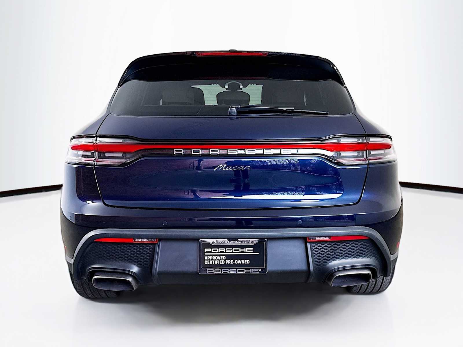 Thumbnail: 2022 Porsche Macan - 10