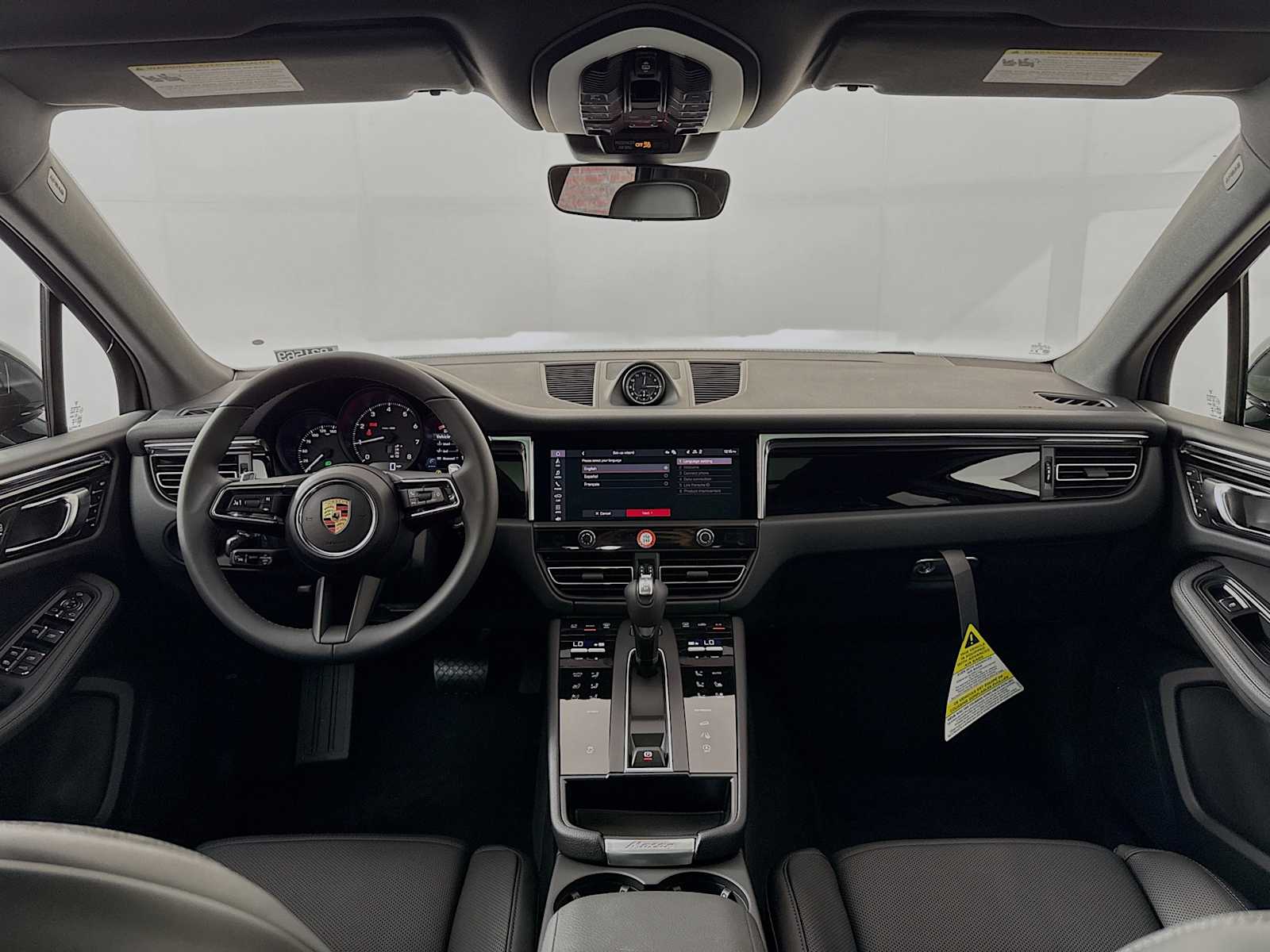 Thumbnail: 2026 Porsche Macan - 27