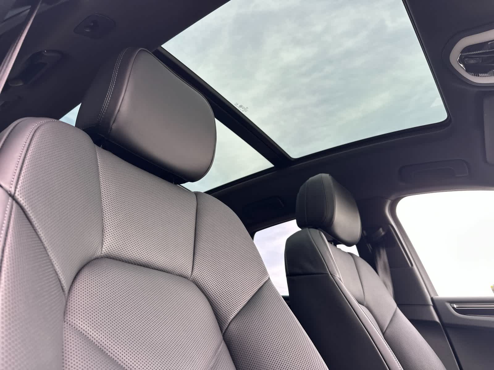 Thumbnail: 2026 Porsche Macan - 18