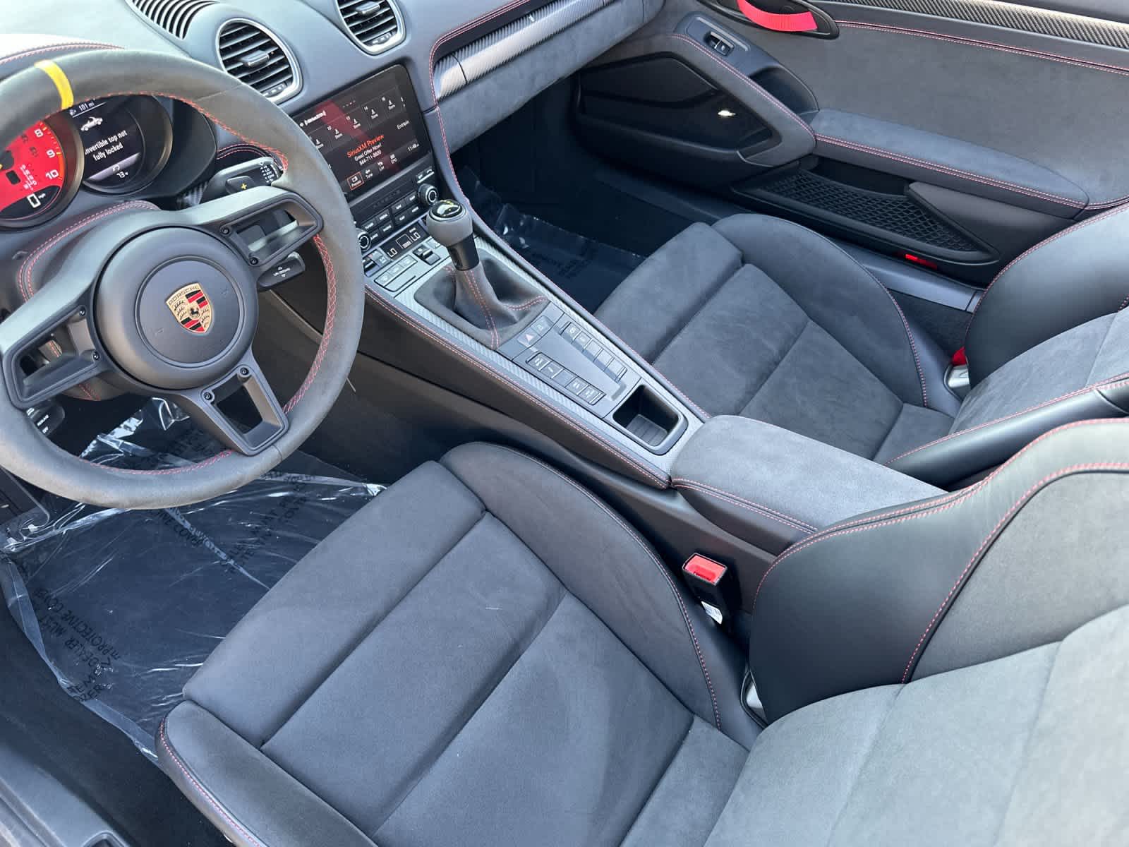 Thumbnail: 2025 Porsche  - 4