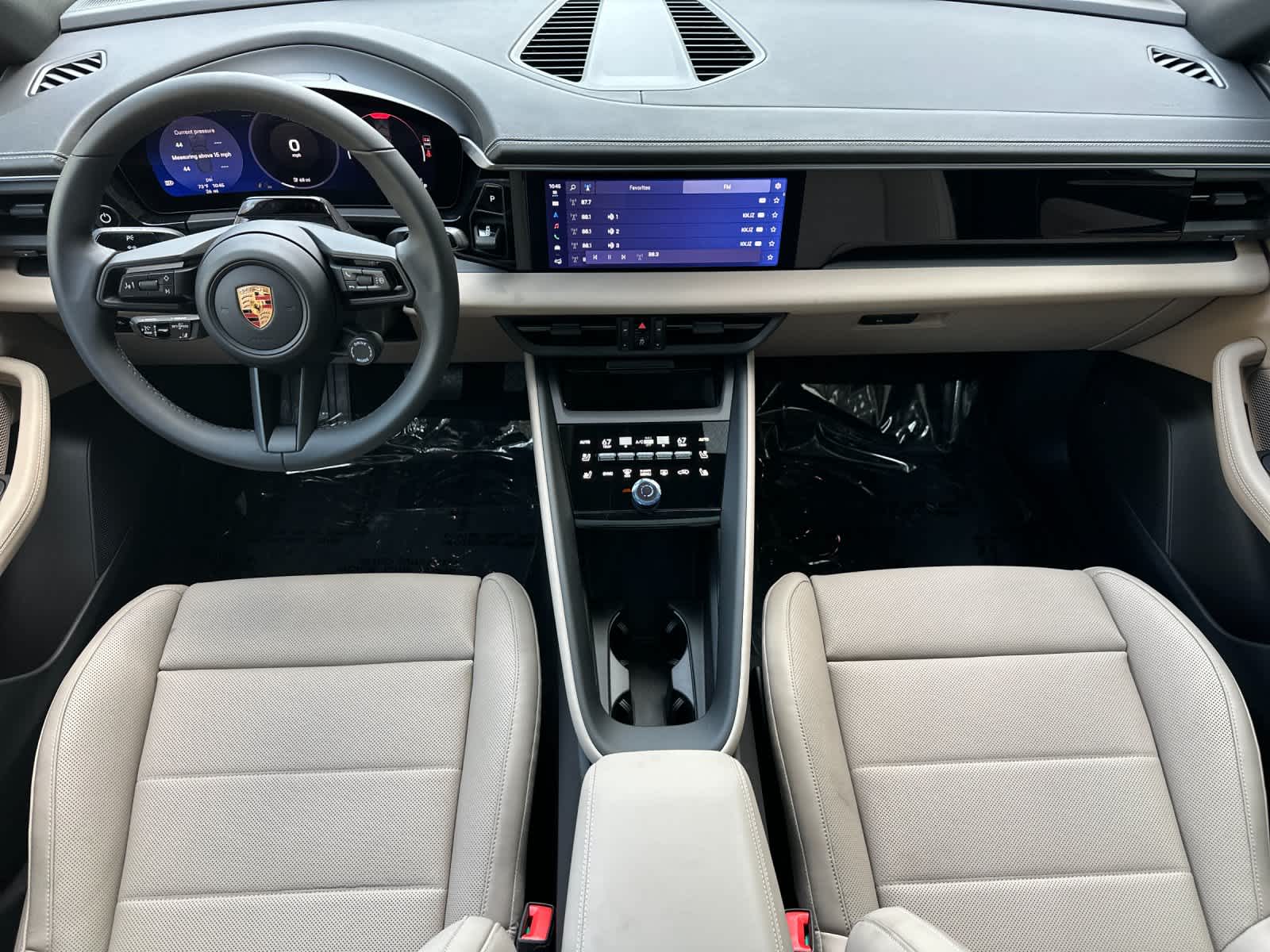 Thumbnail: 2026 Porsche Macan - 6