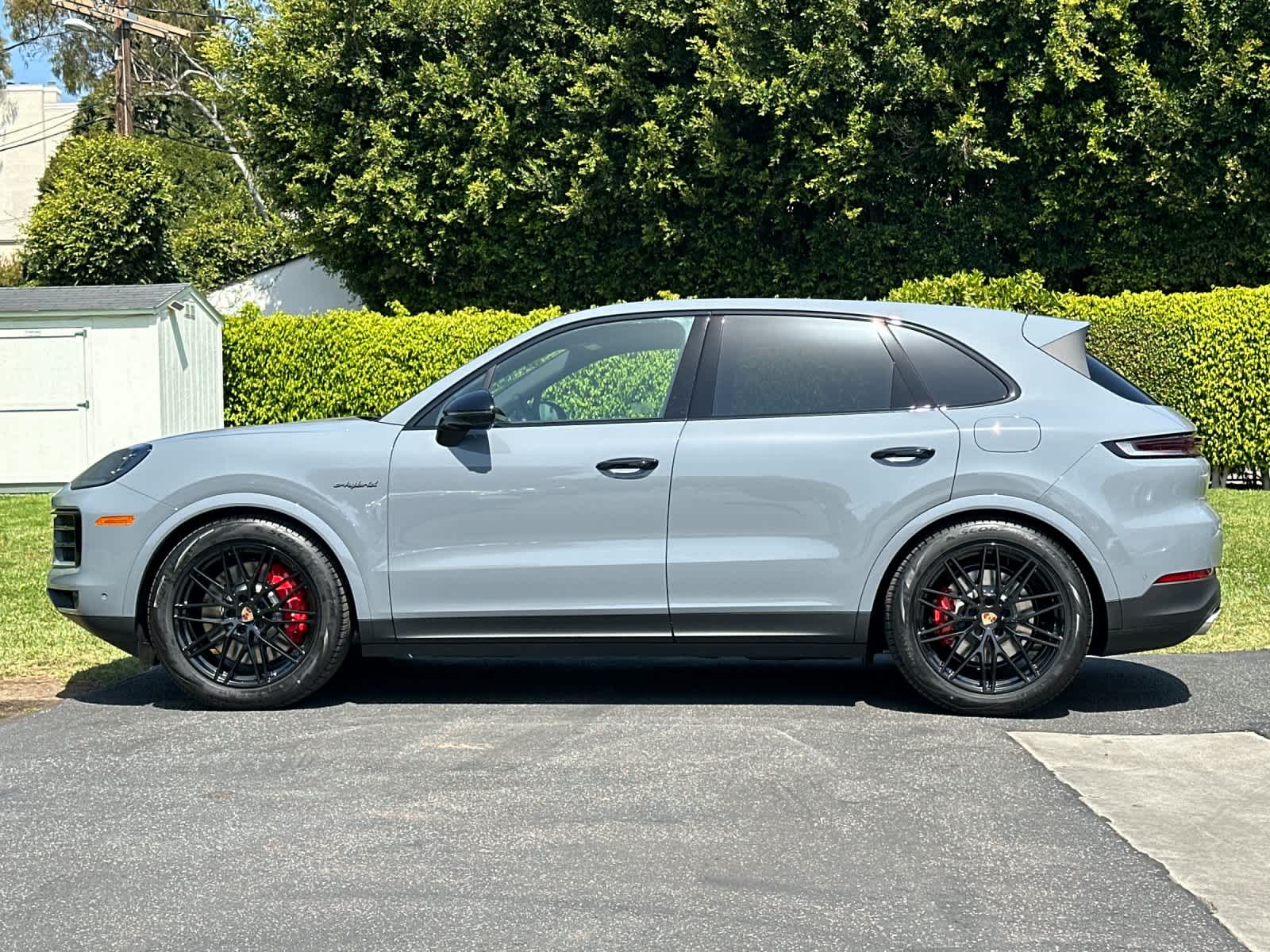 Thumbnail: 2026 Porsche Cayenne - 2