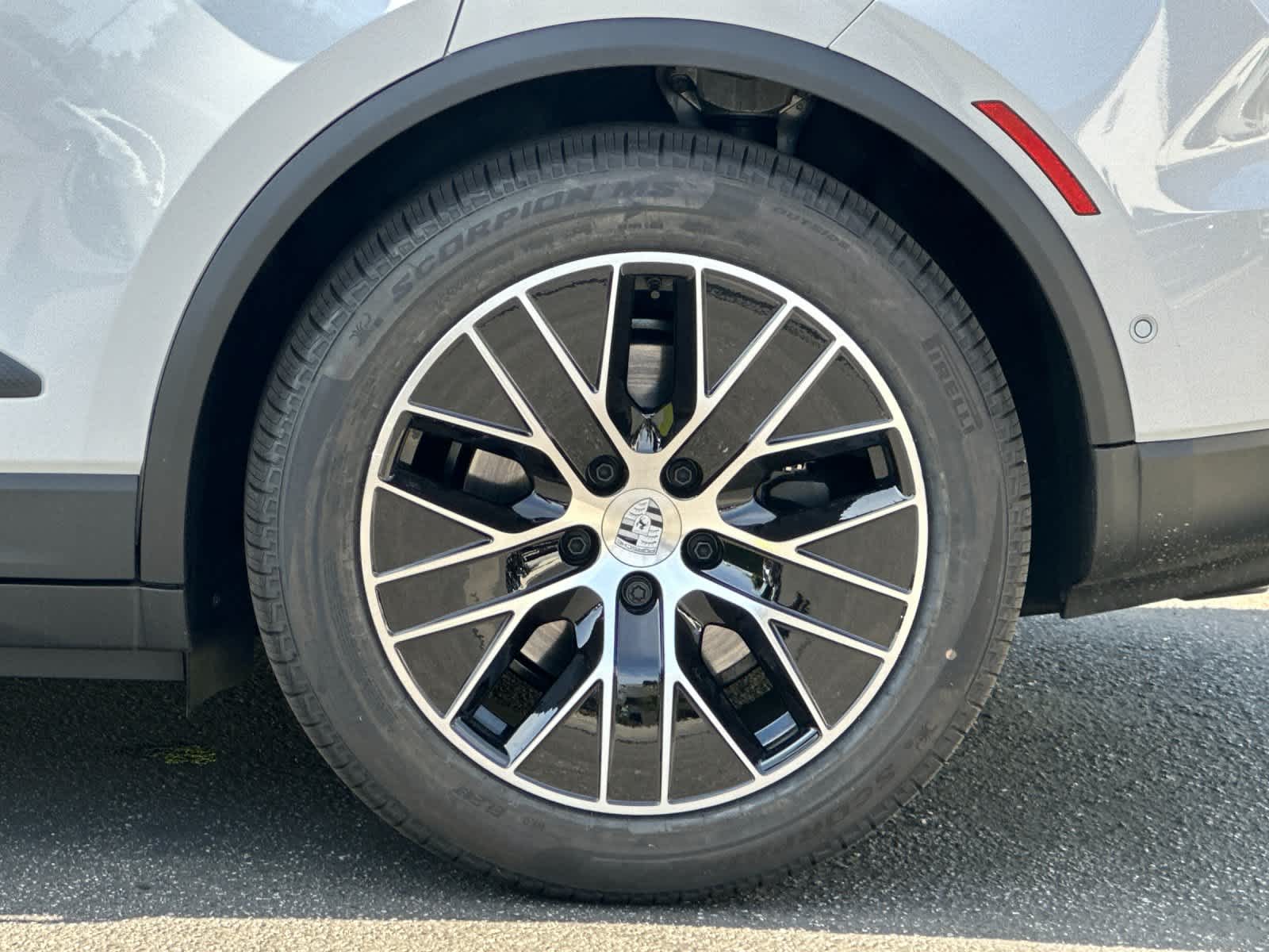 Thumbnail: 2026 Porsche Macan - 31