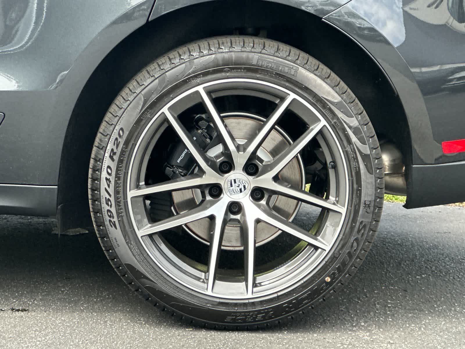 Thumbnail: 2026 Porsche Macan - 31