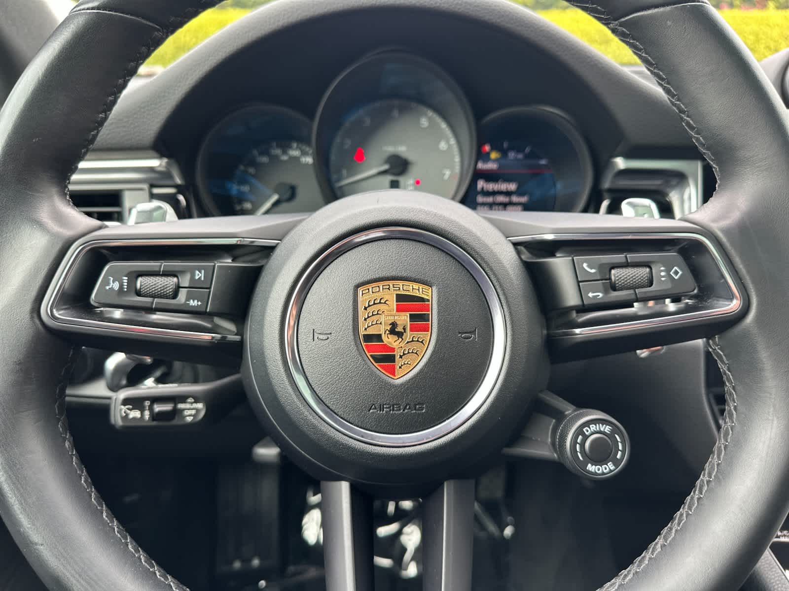 Thumbnail: 2023 Porsche Macan - 26