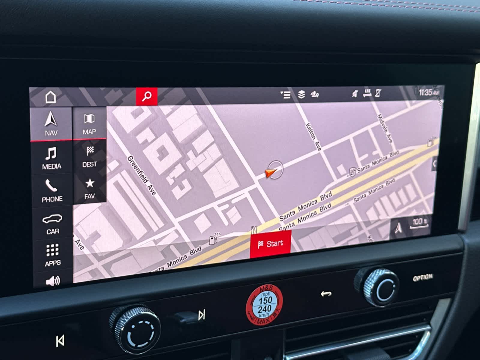 Thumbnail: 2025 Porsche Macan - 22