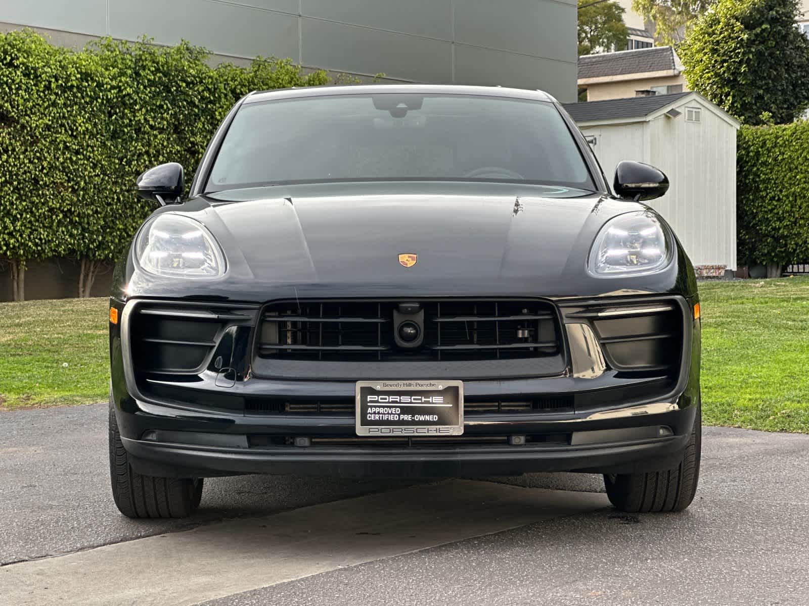 Thumbnail: 2025 Porsche Macan - 11
